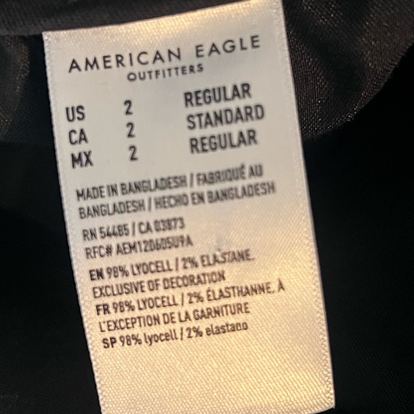 American Eagle Women’s Mid Rise Baggy Wide Leg Cargo Pants Sz 2 - Picture 8 of 8